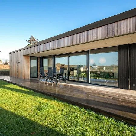 Malfred - 500m From The Sea By Interhome Feriehus Odder